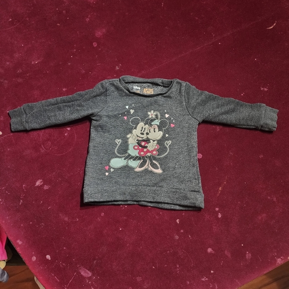 Disney Mickey and Mini Mouse Softest Fleece / sweater - Picture 2 of 7